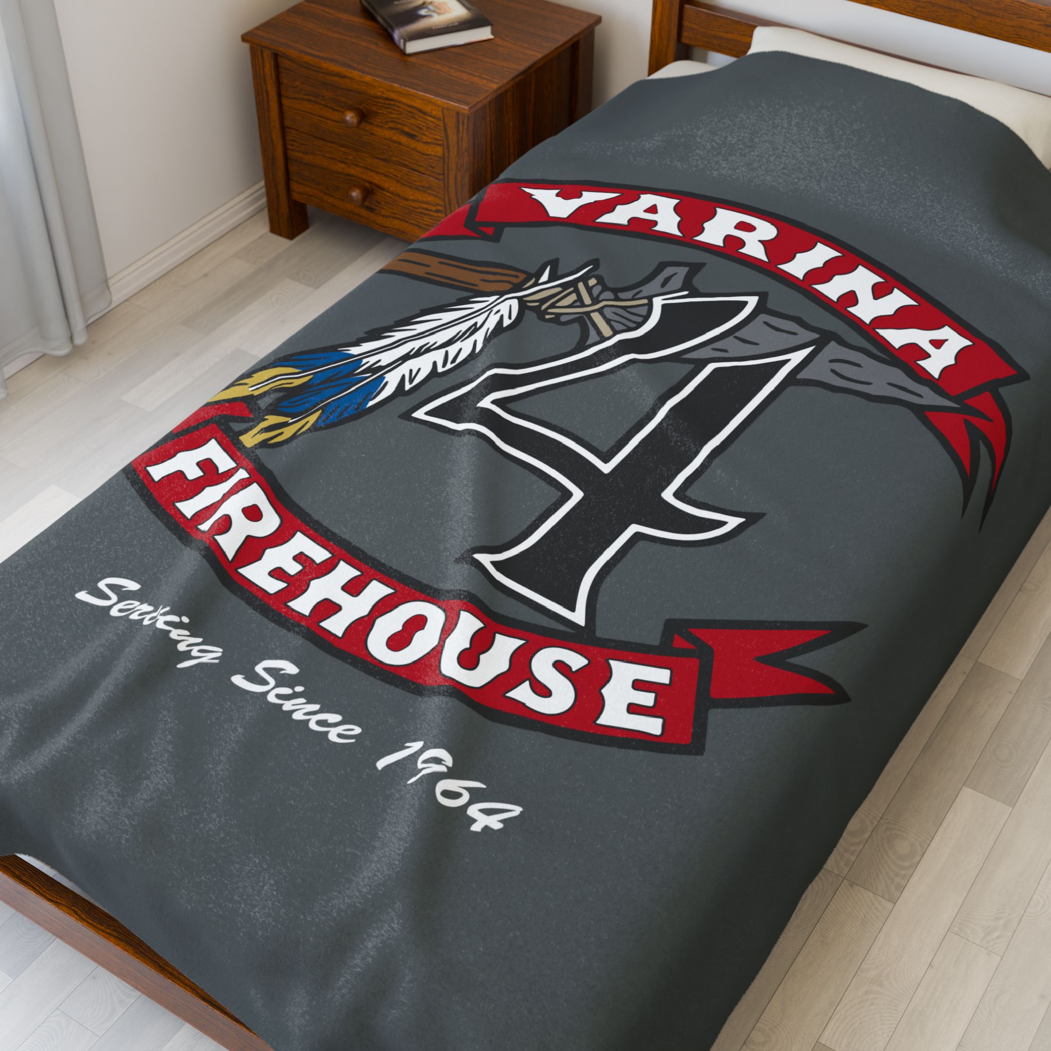 Henrico E4 Fleece Blanket - Image 7